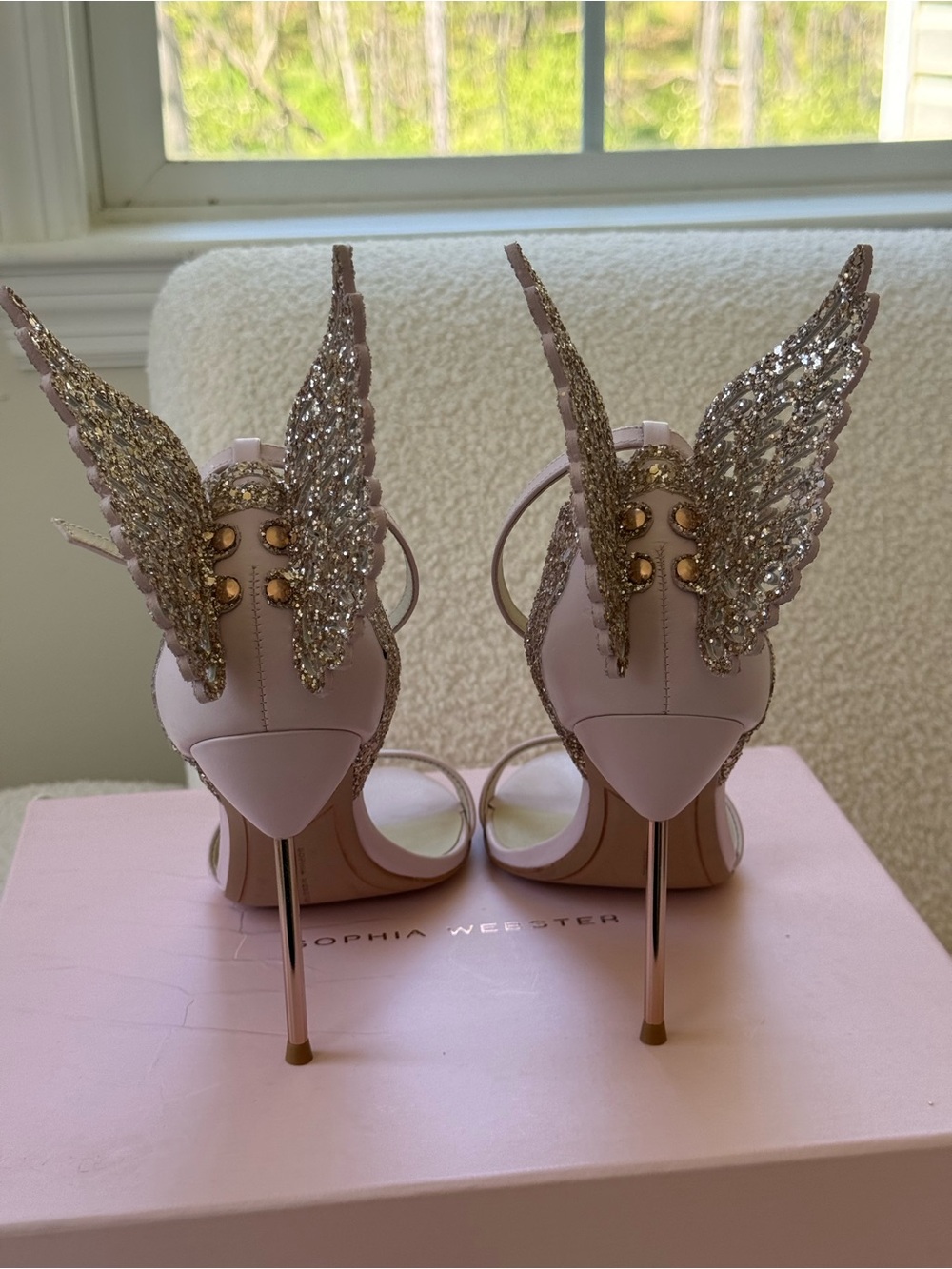 Sophia Webster Blush Pink Crystal Wing Embellished Heels - Picture 6 of 12